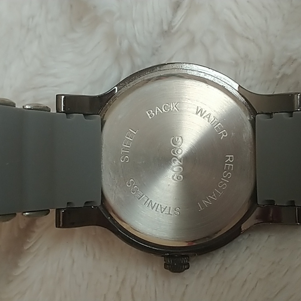 Men's Watch - Picture 7 of 7